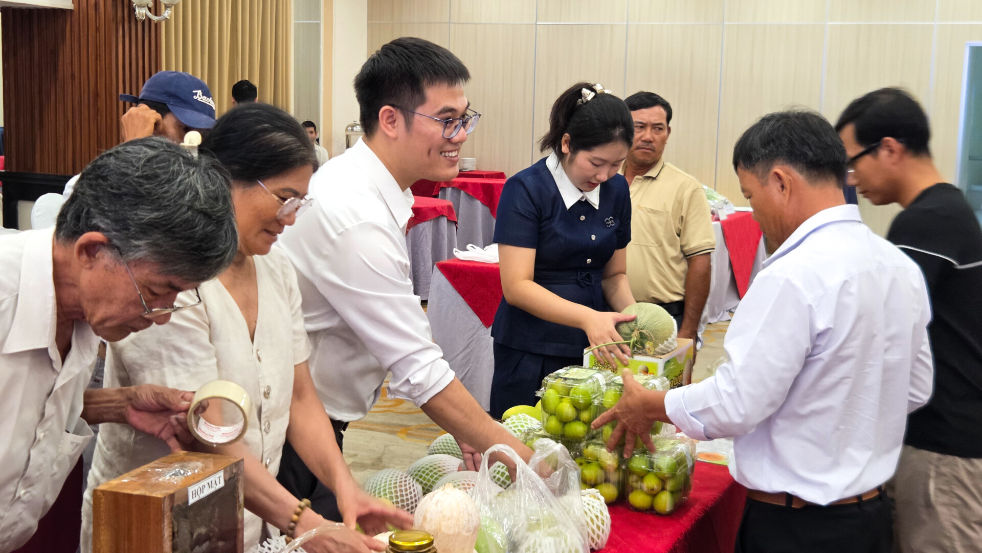 Hỗ trợ chủ thể và sản phẩm tham gia đánh giá phân hạng